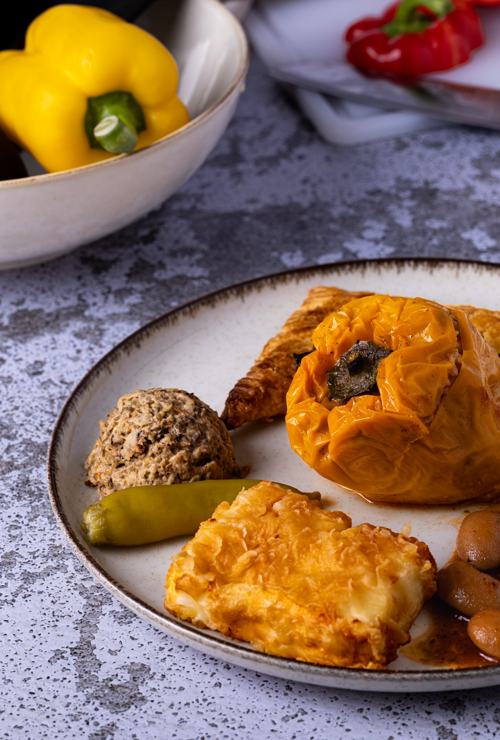 Santorini-schotel — vegetarisch voorgerecht bij Thessalia